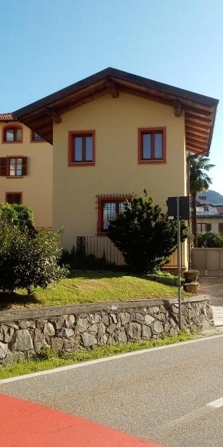 Alla Piana Apartment Varallo Bagian luar foto