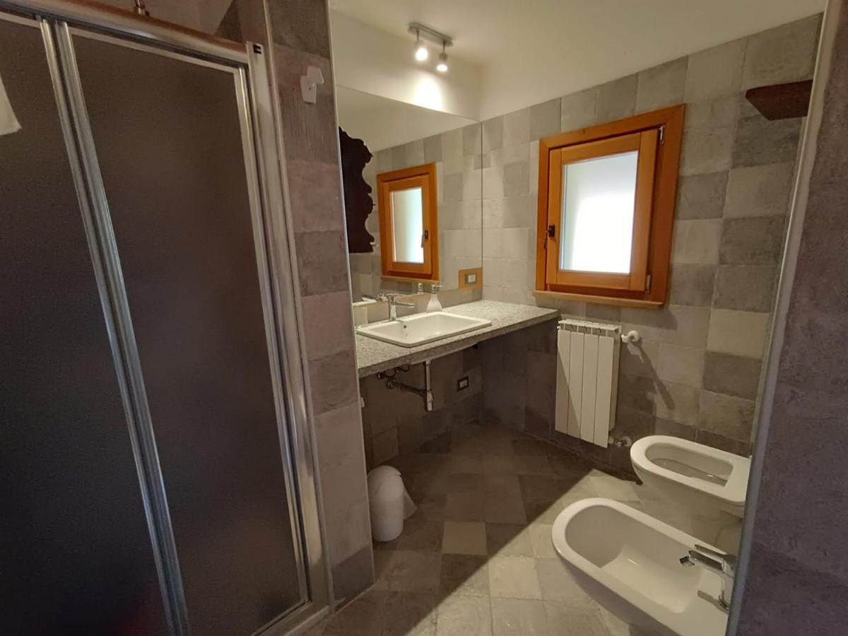 Alla Piana Apartment Varallo Bagian luar foto