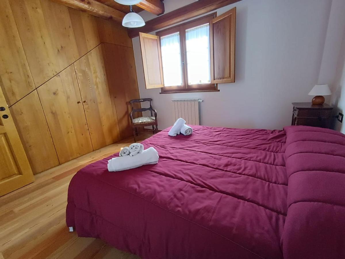 Alla Piana Apartment Varallo Bagian luar foto