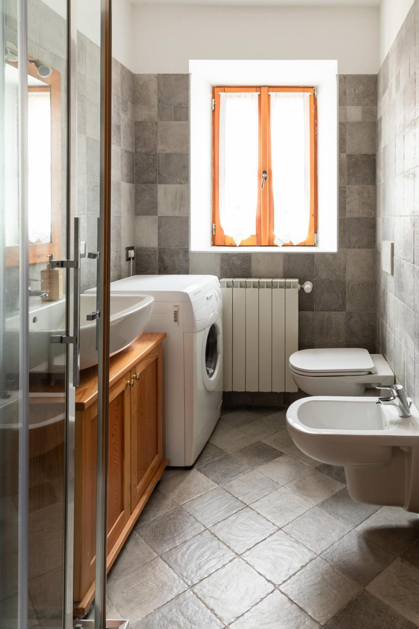 Alla Piana Apartment Varallo Bagian luar foto